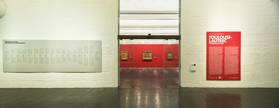 Vista da exposição Toulouse-Lautrec em vermelho, foto, Eduardo Ortega